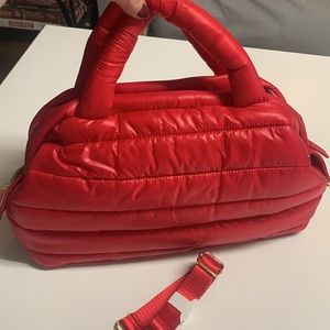 Estee puffer purse NWOT